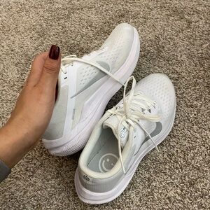 Nike white for women 7